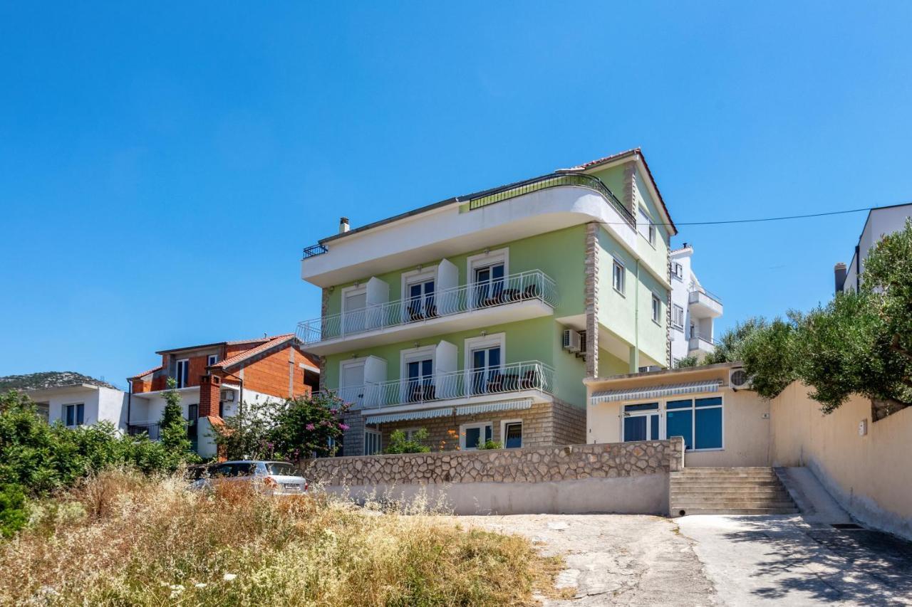 Apartments Luksa - Zf Hvar Hvar Town Exterior photo