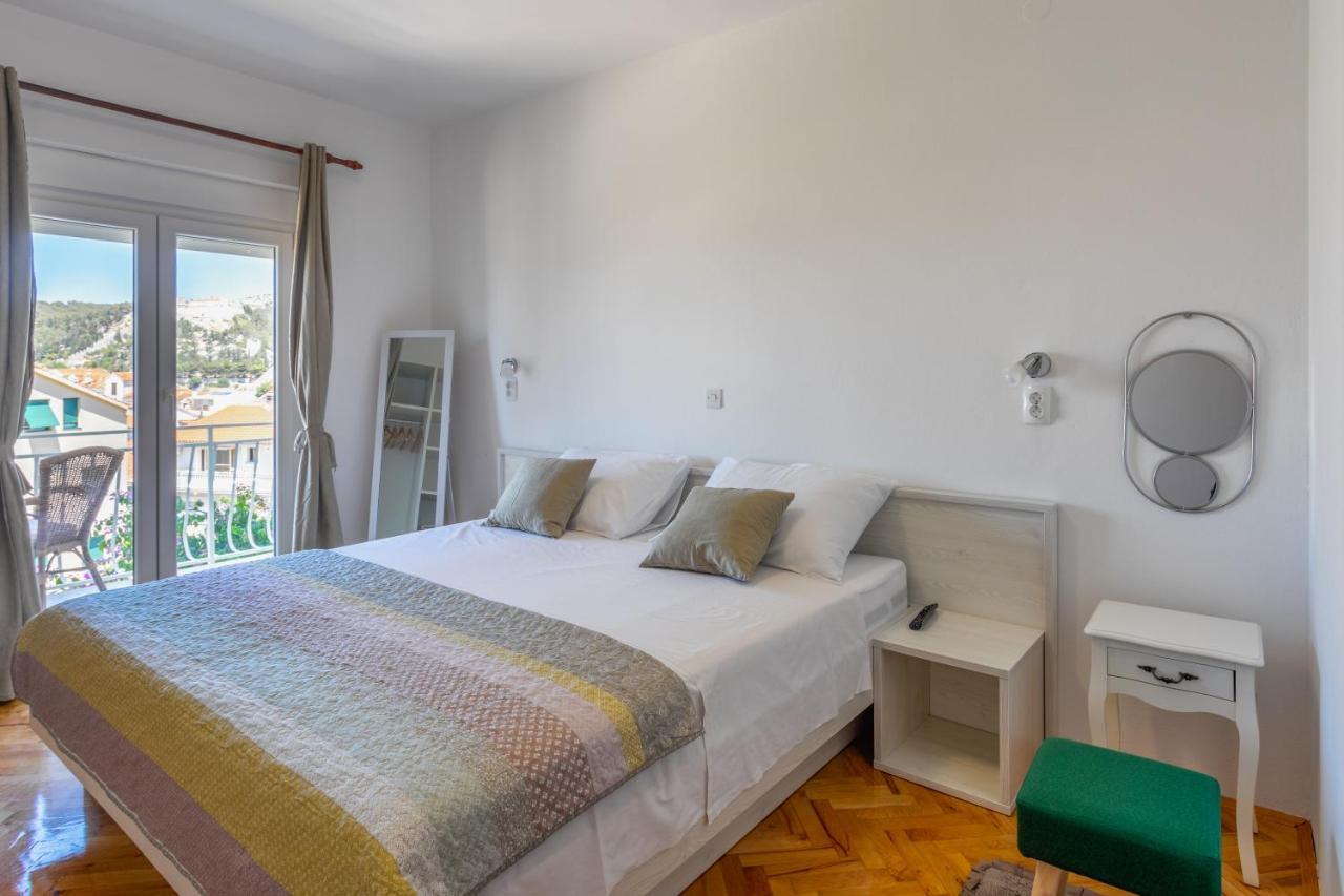 Apartments Luksa - Zf Hvar Hvar Town Exterior photo