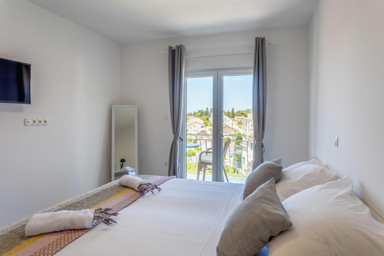 Apartments Luksa - Zf Hvar Hvar Town Exterior photo